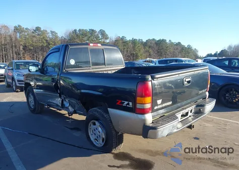 2002 Chevrolet Silverado 1500 Ls z USA, uszkodzony, nr VIN 1GCEK14T52Z231338
